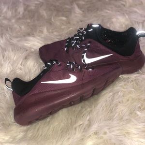 Men’s Nike AirMax size 12